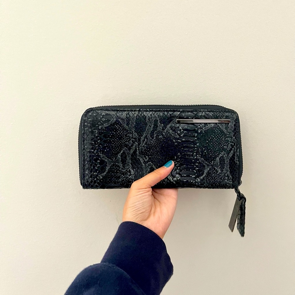 NWT Kenneth Cole snakeskin leather wallet